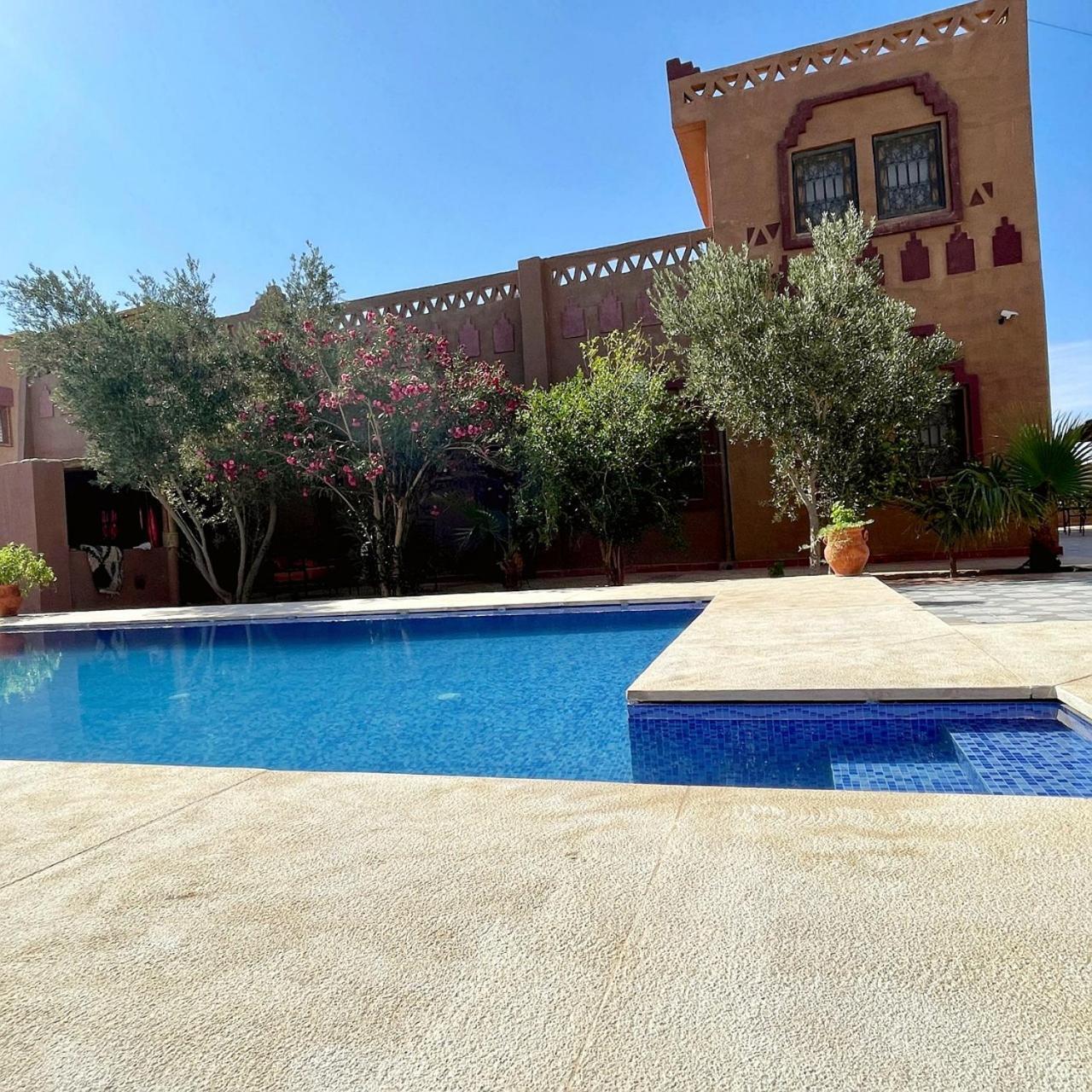 Riad Hassi Labied 메르주가 외부 사진