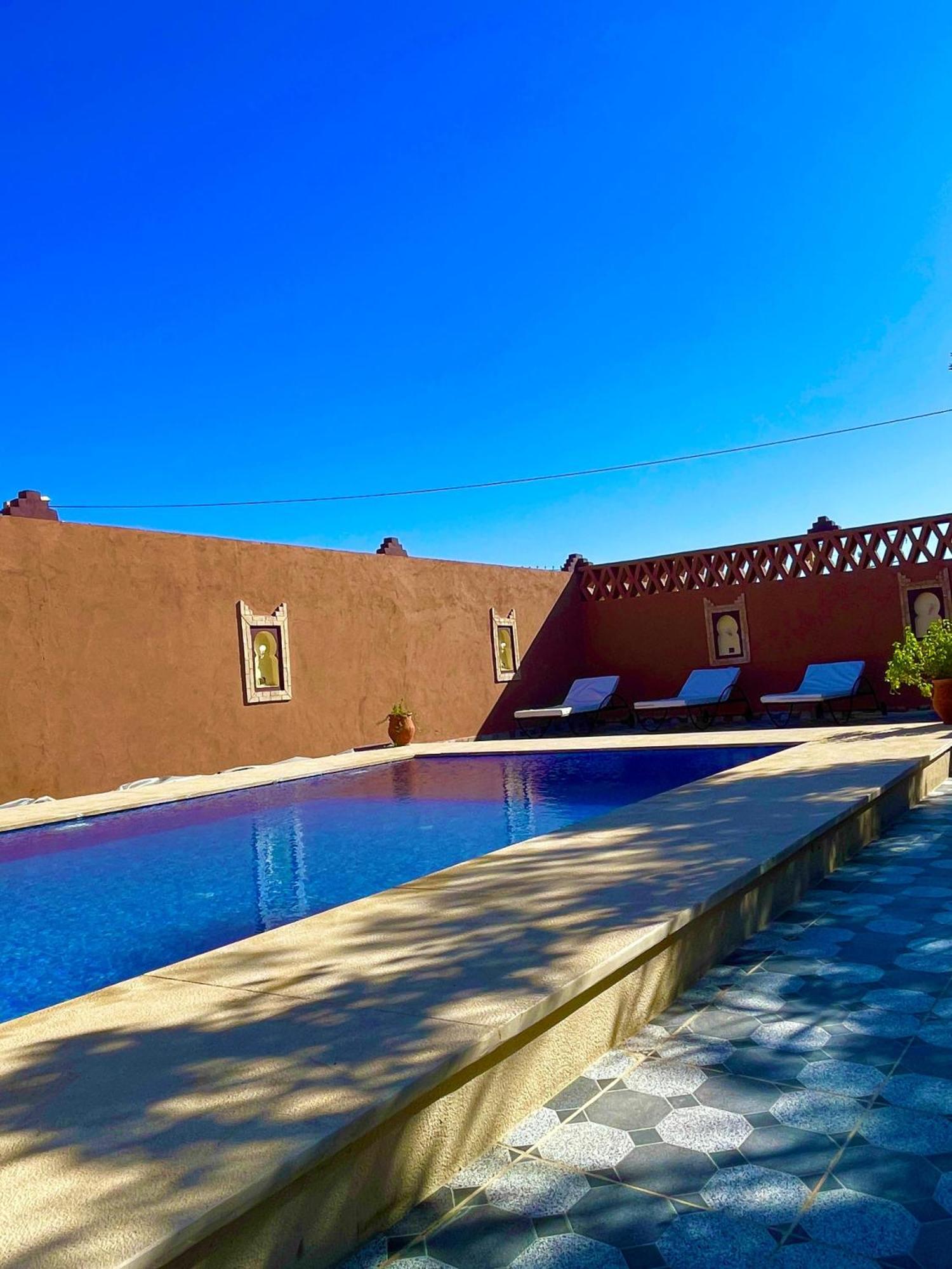 Riad Hassi Labied 메르주가 외부 사진