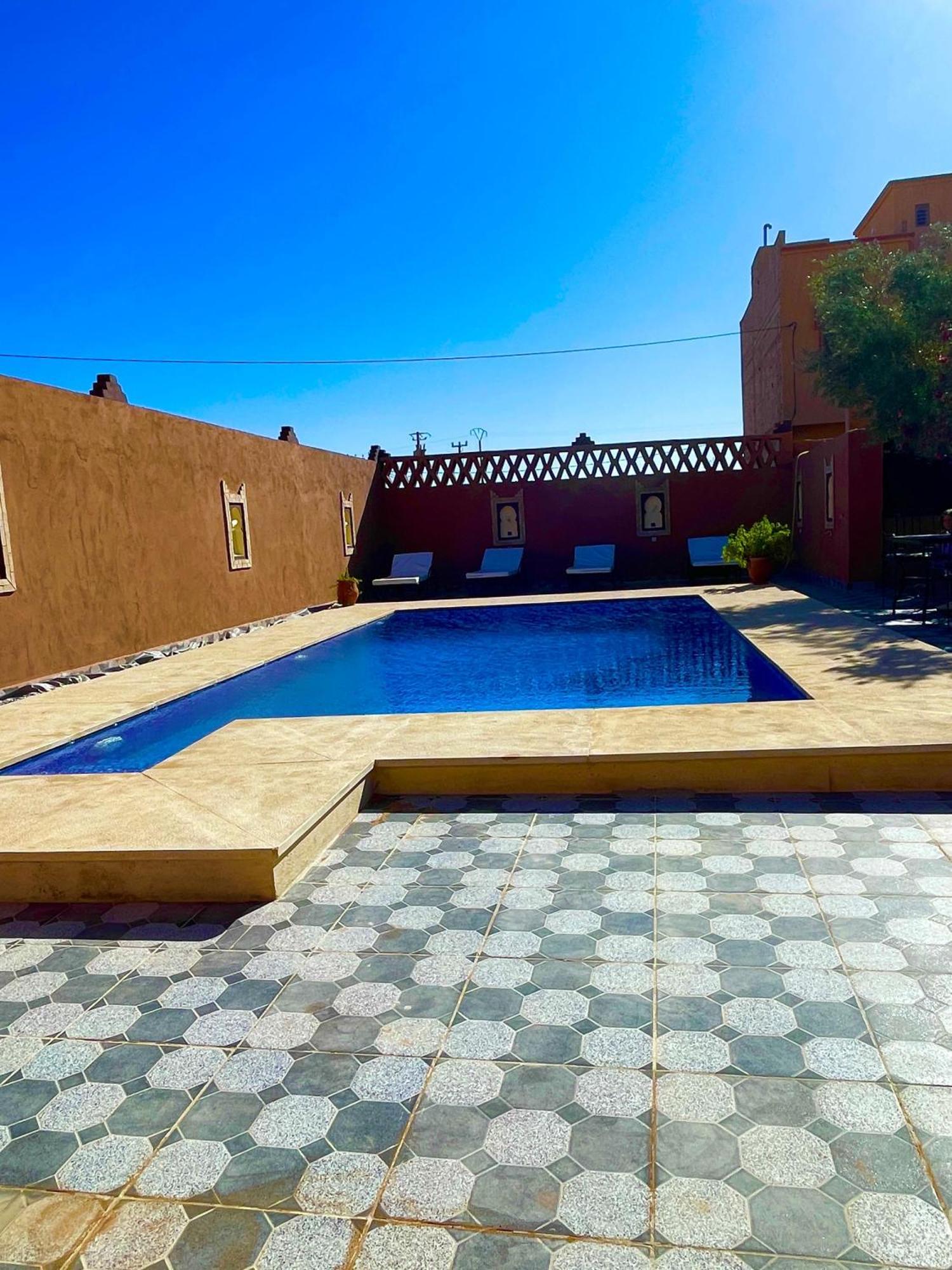 Riad Hassi Labied 메르주가 외부 사진